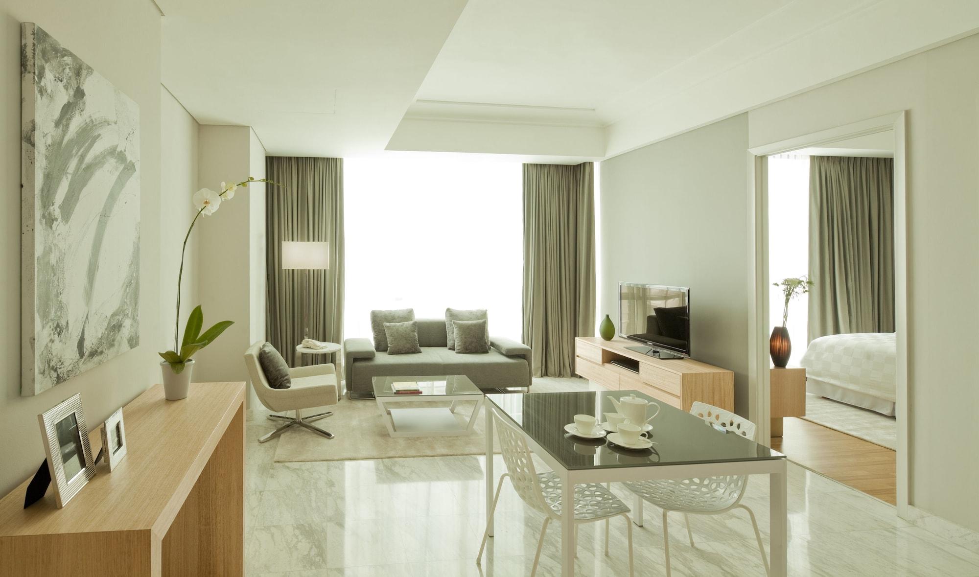 होटल के अलावा Fraser Sudirman 5*